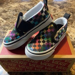 Iridescent Checkerboard
